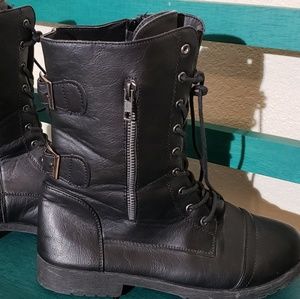 Black Combat type boots